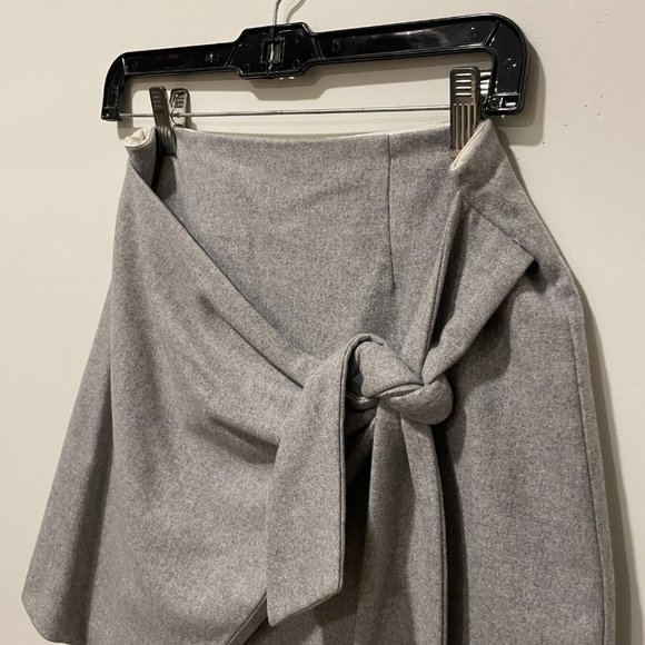 Aritzia Wilfred Wrap-Front Skirt in Gray - Picture 4 of 14